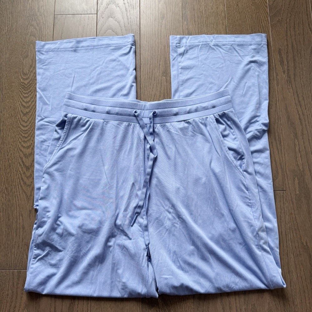 BUFFBUNNY SNACK LOUNGE STRAIGHT LEG PANTS